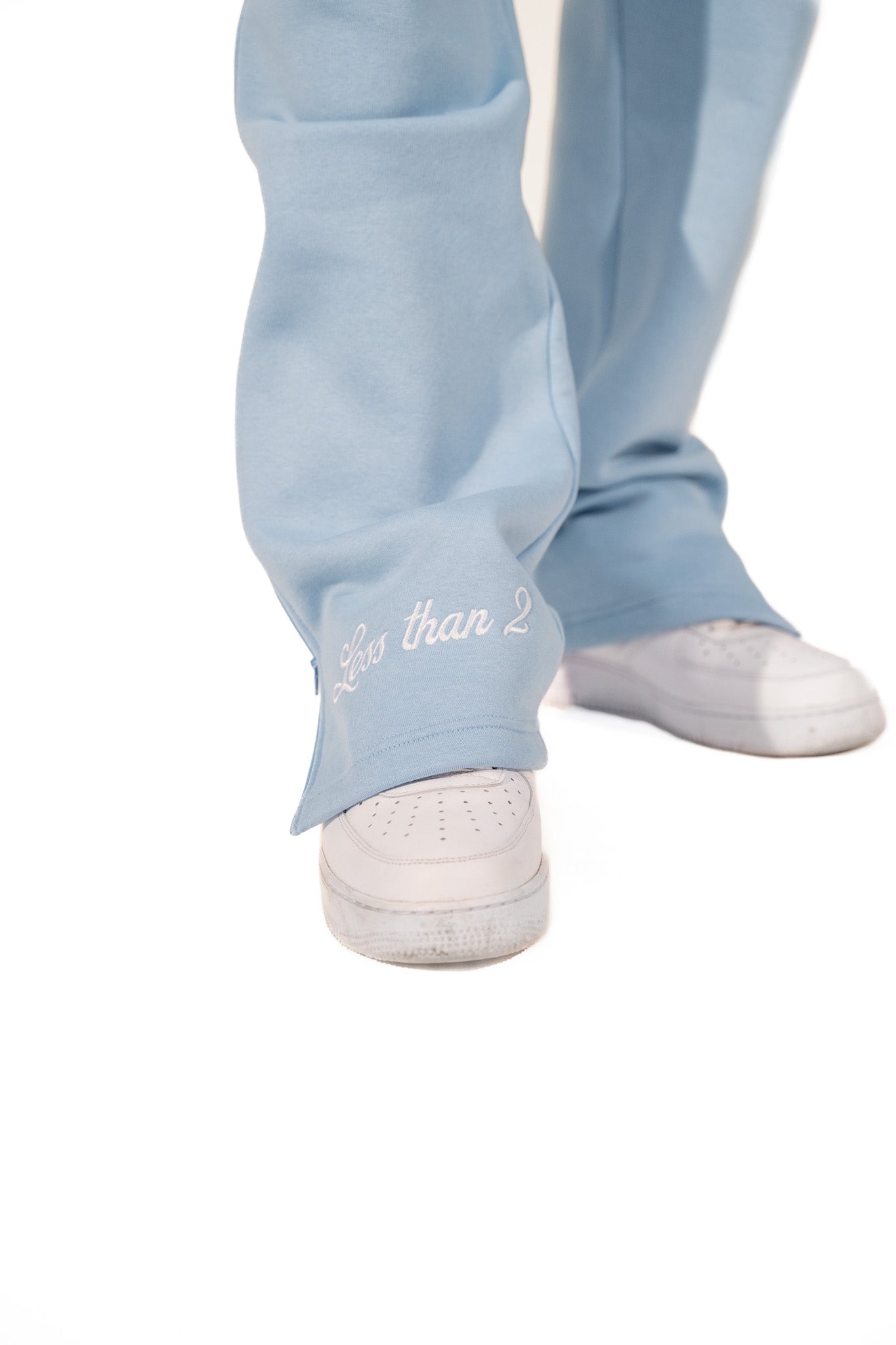 LT2 BABYBLUE PANTS