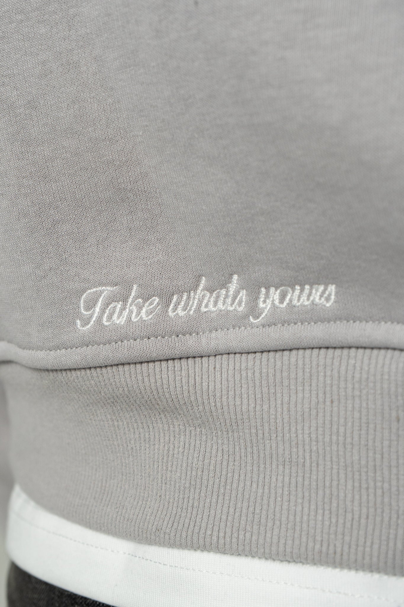 TWY's ZIPPER GREY